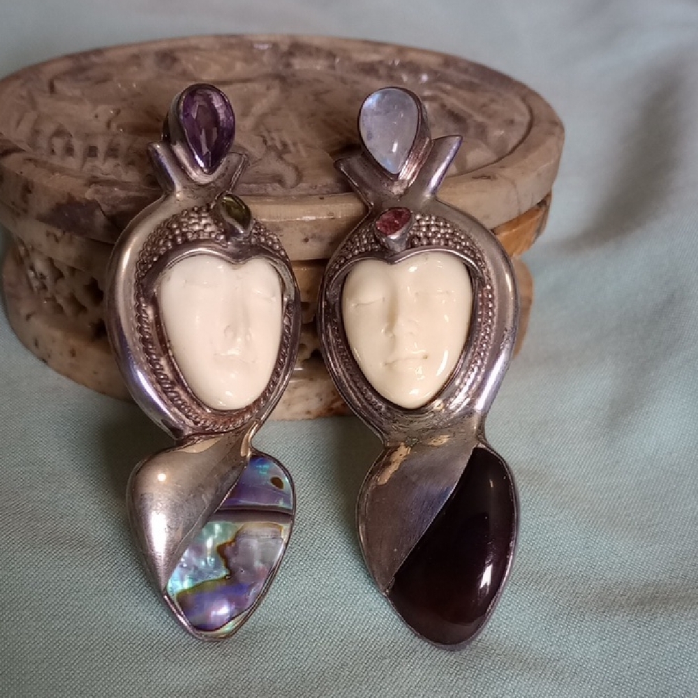 Choice Of Goddess Pin Pendant